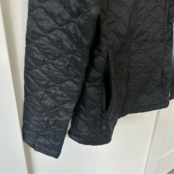 The North Face Thermoball Jacket - Picture 6 of 14